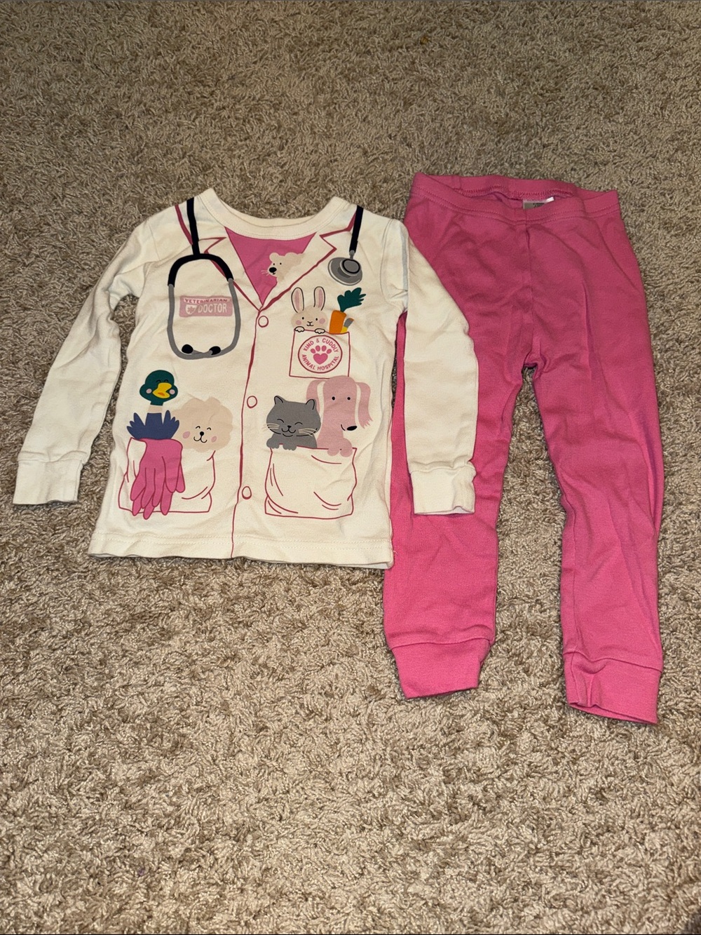 Old Navy Cream Veterinarian Doctor -Themed Top with Pink Pajama Pants
